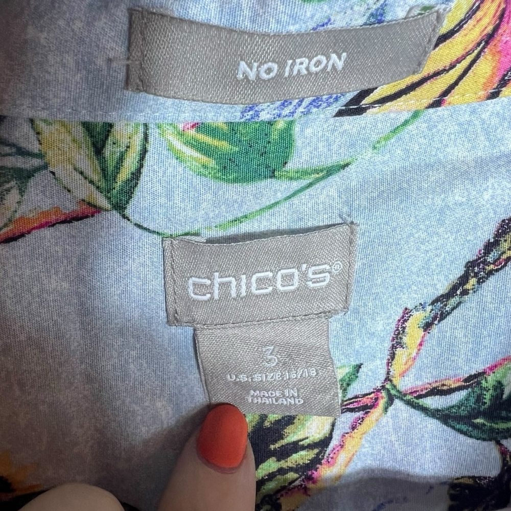 Chico’s No-Iron Cotton “Butterfly Garden” Shirt • Size 3 (16-18) - Picture 6 of 10